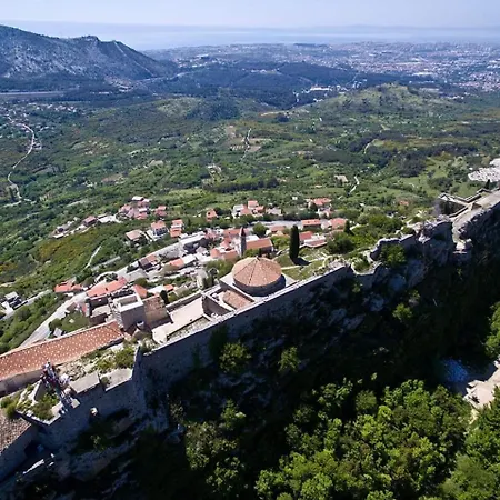 Villa Sea View With Heated Pool Near Split *