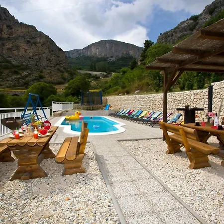 Villa Sea View With Heated Pool Near Split