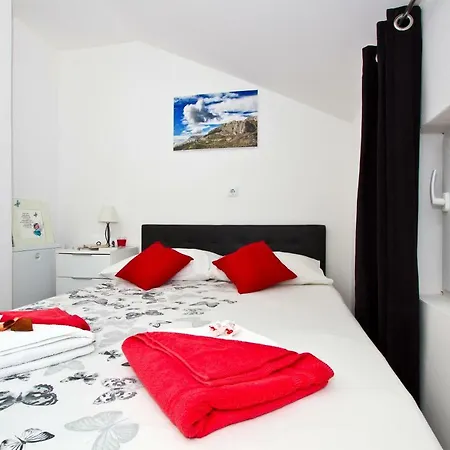 Sea View With Heated Pool Near Split * Klis