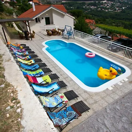 Sea View With Heated Pool Near Split Villa Klis